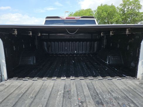 Used 2019 Chevrolet Silverado 1500 LTZ w/ LTZ Texas Edition RWD image 24