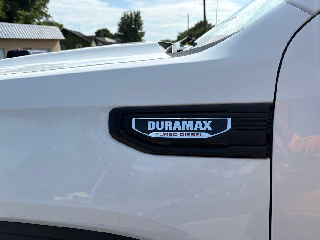 Used 2021 GMC Sierra 1500 Elevation w/ X31 Off-Road Package AWD/4WD image 10