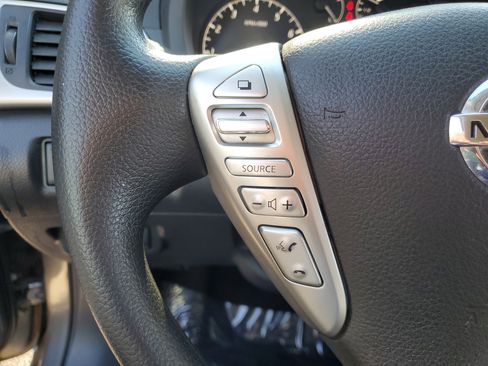 Used 2017 Nissan Sentra S image 22