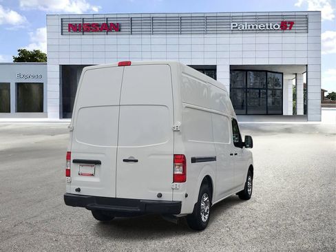 Used 2020 Nissan NV 2500 SV image 6