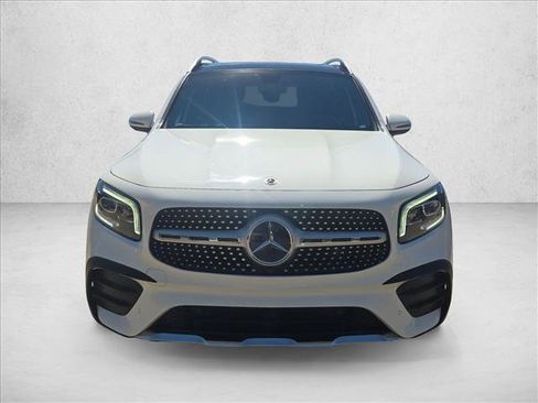 Certified 2022 Mercedes-Benz GLB 250 image 2