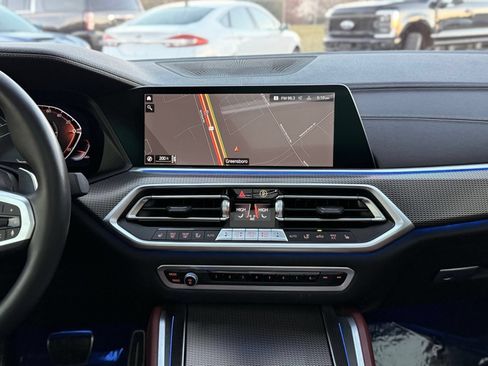 Used 2022 BMW X6 xDrive40i w/ M Sport Package AWD/4WD image 37