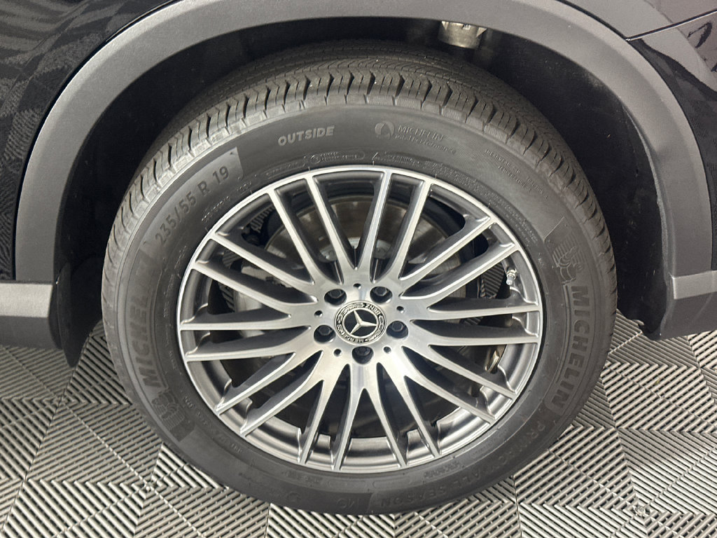 Certified 2026 Mercedes-Benz GLC 300 image 10