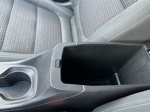 Certified 2022 Chevrolet Bolt EUV LT w/ Comfort Package image 31