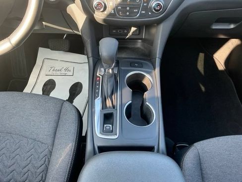 Used 2022 Chevrolet Equinox LT AWD/4WD image 27