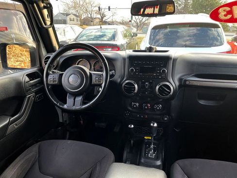 Used 2013 Jeep Wrangler Unlimited Sport w/ Dual Top Group image 14