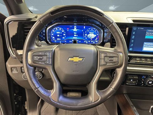 Used 2023 Chevrolet Silverado 1500 High Country image 16