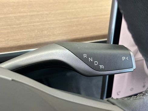 Used 2023 Tesla Model 3 Standard Range RWD image 24