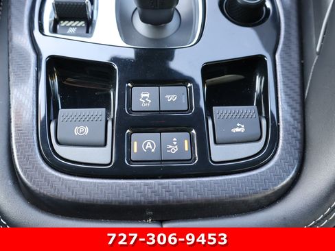 Used 2016 Jaguar F-TYPE R AWD/4WD image 26
