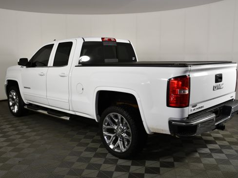 Used 2018 GMC Sierra 1500 SLE w/ SLE Value Package AWD/4WD image 8