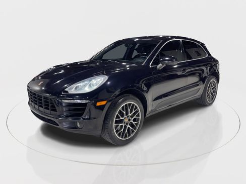 Used 2015 Porsche Macan S w/ Premium Package Plus image 3