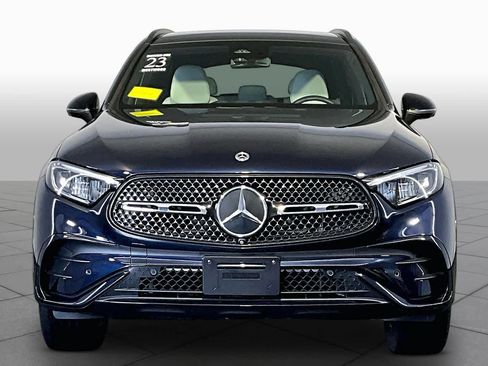 Used 2023 Mercedes-Benz GLC 300 4MATIC image 4