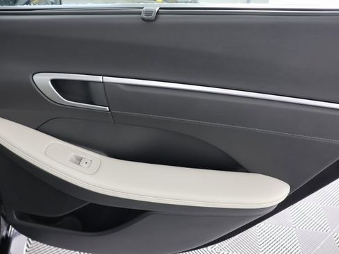 Certified 2024 Hyundai Sonata Limited image 28
