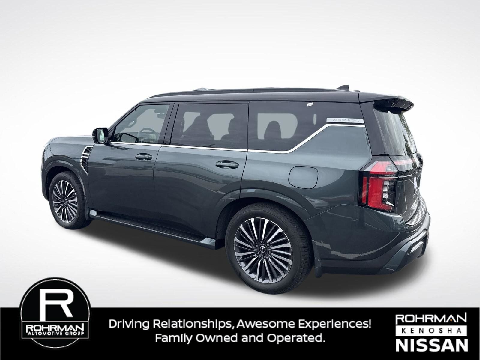 Used 2026 Nissan Armada Platinum Reserve AWD/4WD image 3