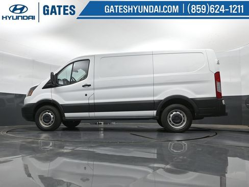 Used 2017 Ford Transit 150 130 Low Roof RWD image 39