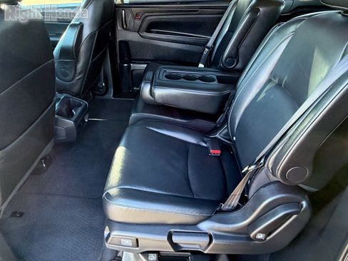 Used 2024 Honda Odyssey EX-L image 18