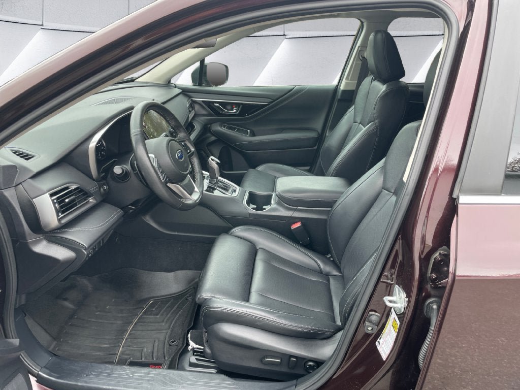 Used 2024 Subaru Outback Limited AWD/4WD image 10