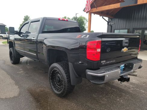 Used 2018 Chevrolet Silverado 2500 LTZ w/ Duramax Plus Package AWD/4WD image 6