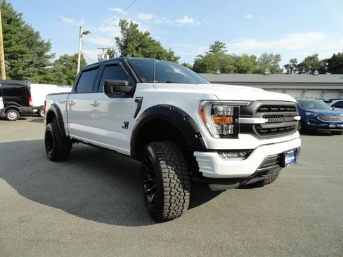 Used 2021 Ford F150 XLT w/ Equipment Group 302A High AWD/4WD image 3