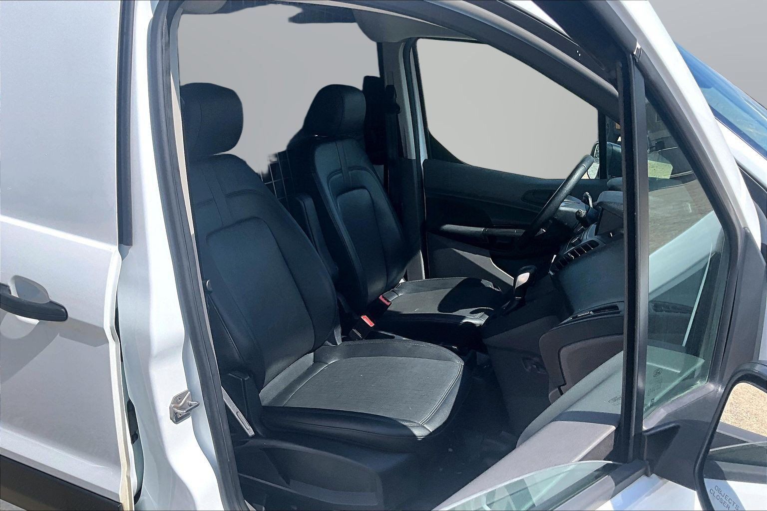 Used 2022 Ford Transit Connect XL FWD image 7