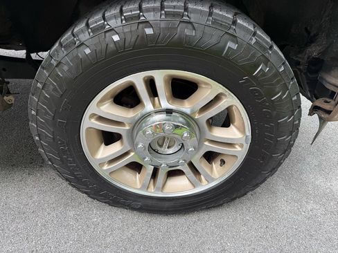Used 2011 Ford F250 King Ranch w/ FX4 Off Road Pkg AWD/4WD image 14