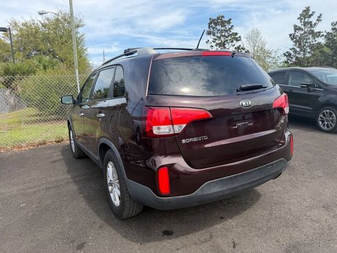 Used 2015 Kia Sorento LX FWD image 7