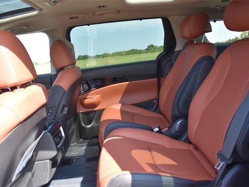 New 2026 Kia Carnival SX Prestige image 22