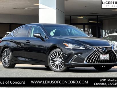Used 2022 Lexus ES 350 w/ Premium Package