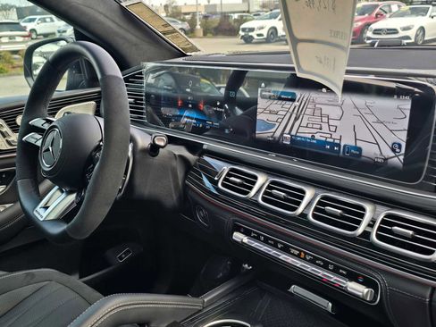 New 2025 Mercedes-Benz GLE 63 AMG S image 10