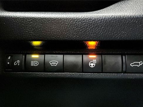 Used 2023 Toyota RAV4 XLE w/ Convenience Package image 34