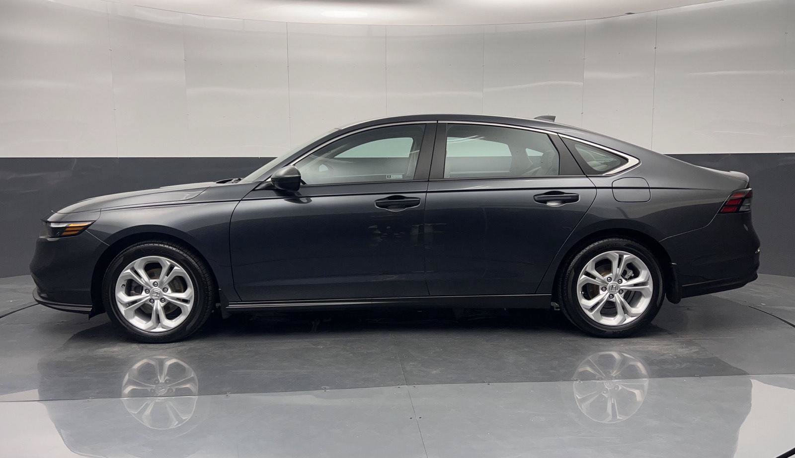 Used 2026 Honda Accord LX image 4