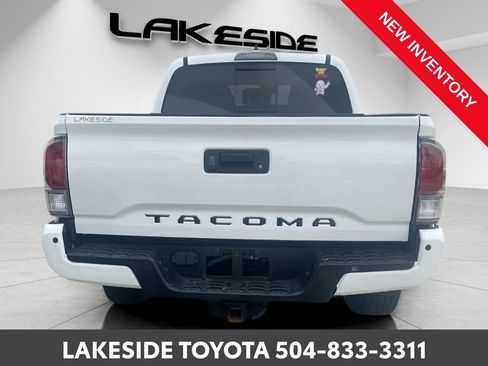 Used 2021 Toyota Tacoma TRD Sport w/ Technology Package image 6