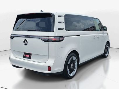 Used 2025 Volkswagen ID. Buzz Pro S