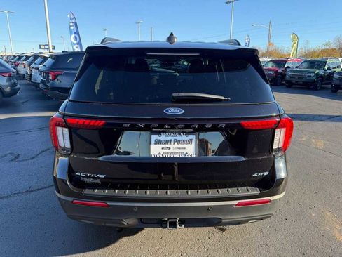 Used 2025 Ford Explorer Active image 26