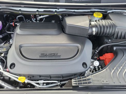 New 2026 Chrysler Voyager LX image 31