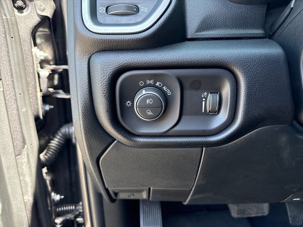 Used 2026 RAM 2500 Big Horn AWD/4WD image 14