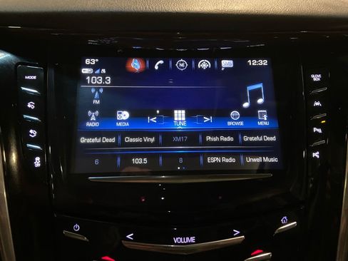 Used 2019 Cadillac Escalade Premium Luxury w/ Escalade Sport Edition image 42