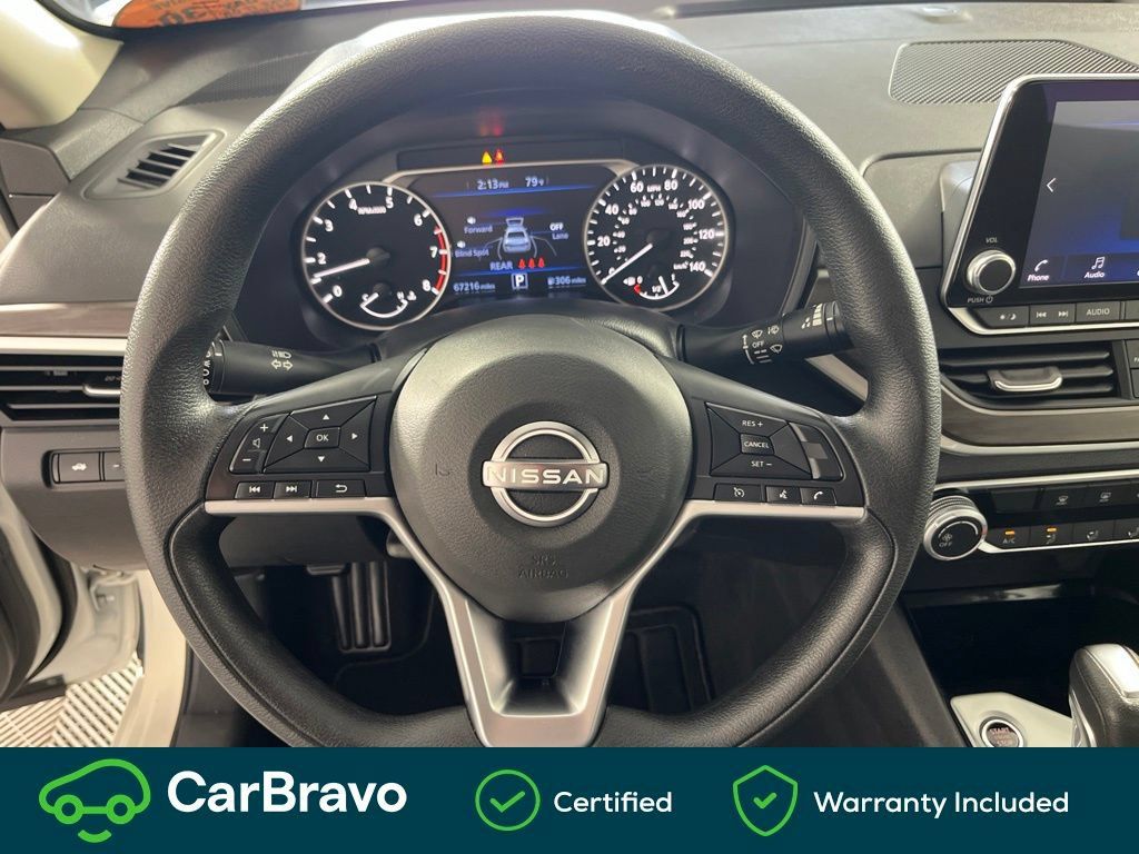 Used 2024 Nissan Altima 2.5 SV FWD image 23