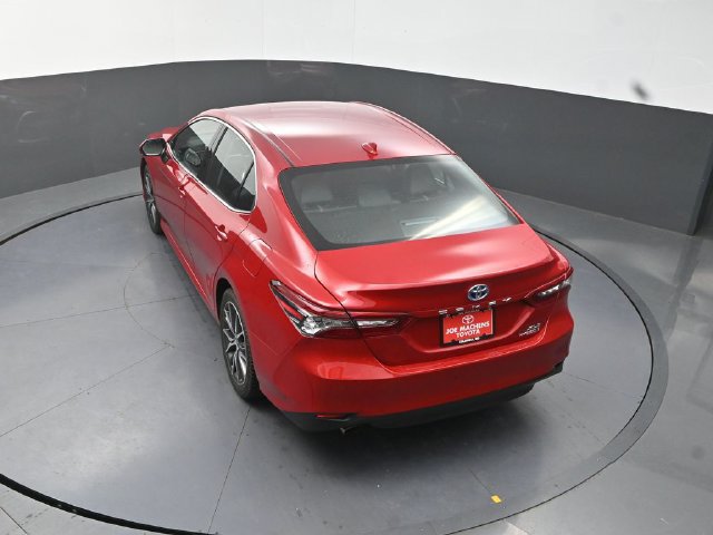 Used 2023 Toyota Camry XLE w/ Cold Weather Package FWD image 27
