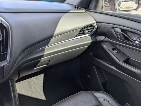 Used 2023 Chevrolet Traverse High Country image 20