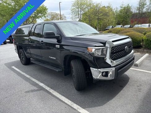 Used 2020 Toyota Tundra SR5 w/ SR5 Upgrade Package image 2