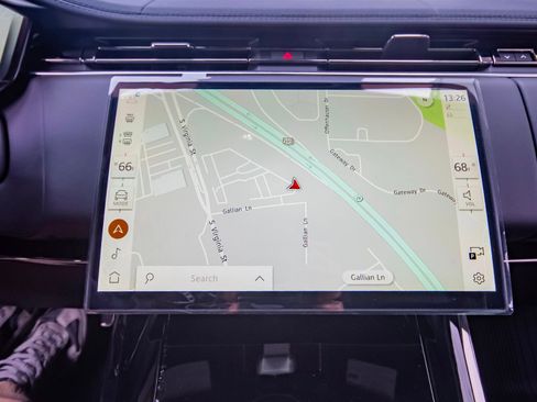 New 2025 Land Rover Range Rover Sport Dynamic SE image 23