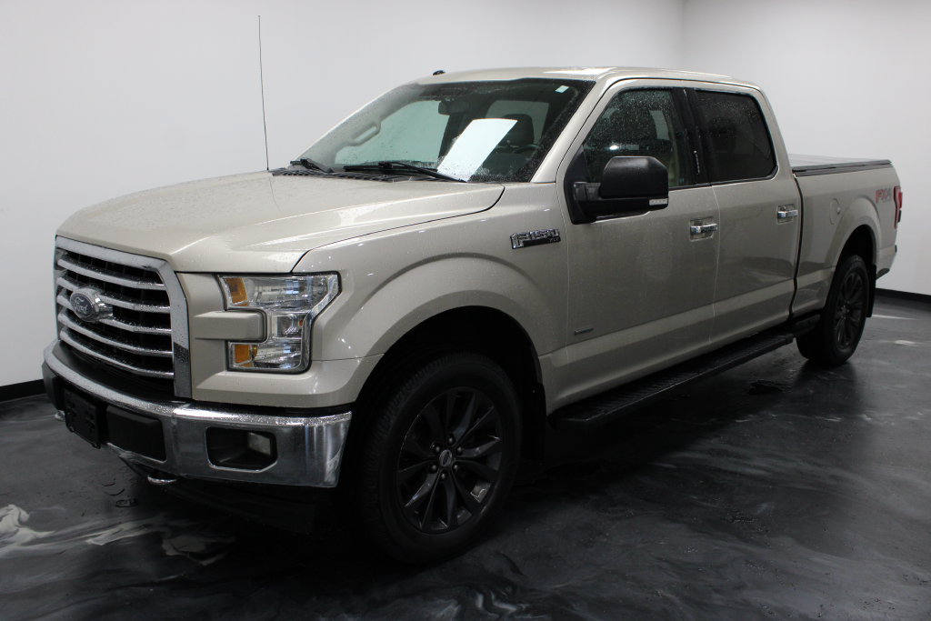 Used 2017 Ford F150 XLT w/ Equipment Group 302A Luxury AWD/4WD image 21