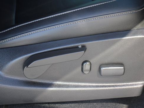 Used 2021 Chevrolet Colorado ZR2 image 22