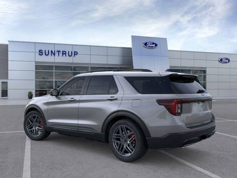 New 2026 Ford Explorer ST-Line w/ ST-Line Street Pack image 4