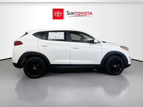 Used 2020 Hyundai Tucson SE FWD image 2