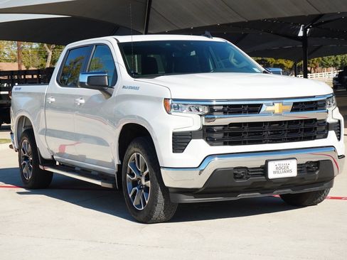 Used 2022 Chevrolet Silverado 1500 LT image 6