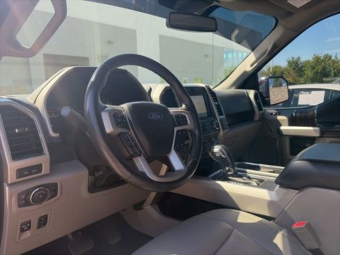 Used 2019 Ford F150 Lariat AWD/4WD image 11