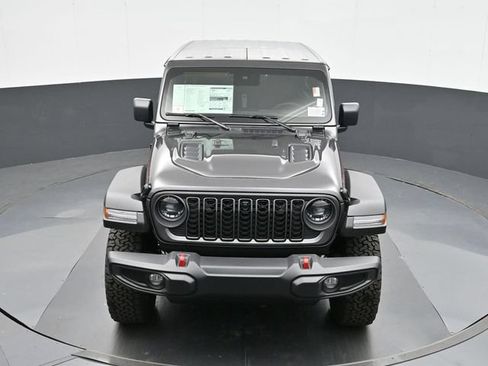 Used 2024 Jeep Wrangler Unlimited Rubicon w/ Technology Group AWD/4WD image 33
