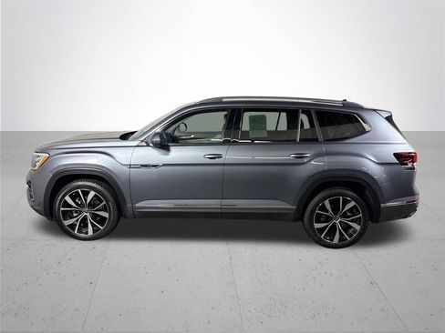 Certified 2024 Volkswagen Atlas SEL Premium R-Line AWD/4WD image 10